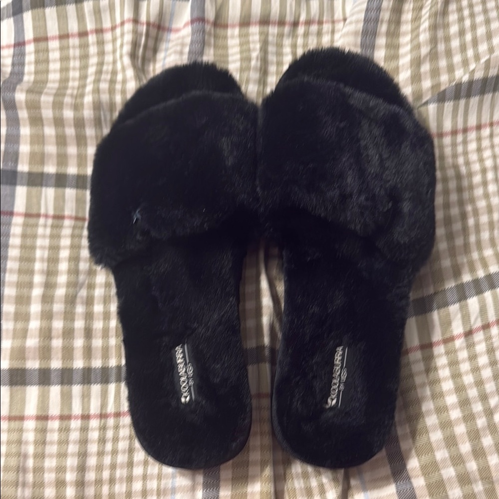 Koolaburra by UGG Black Furry Women's Slippers